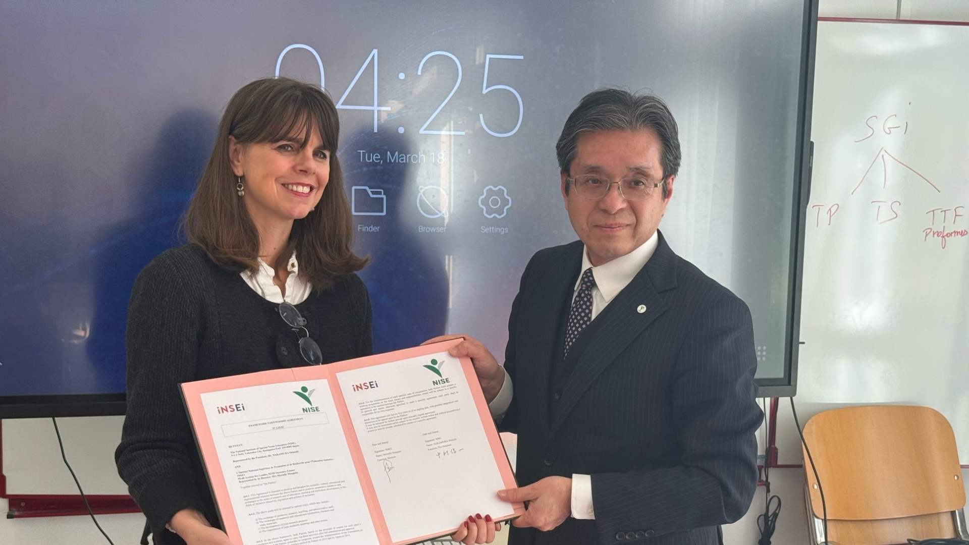 Signature de la convention cadre de partenariat